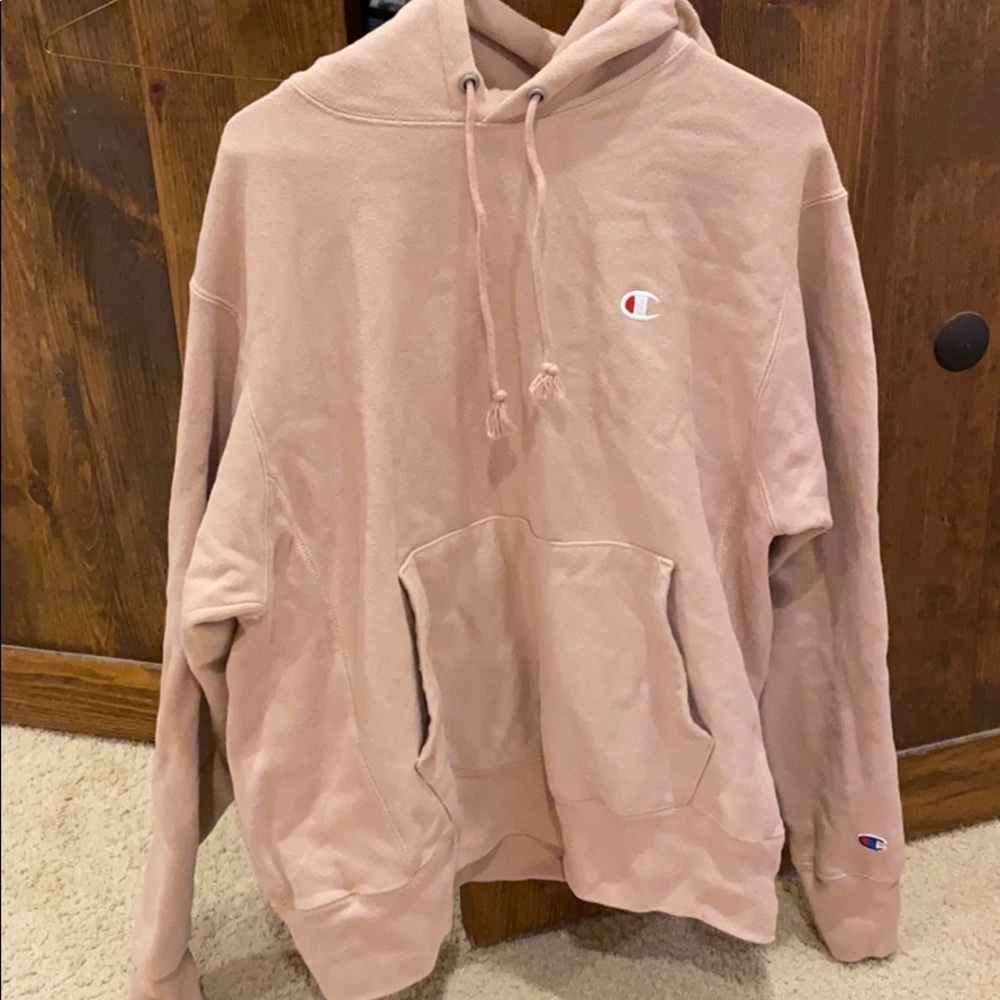 Champion hoodie-Urban outfitters exclusive